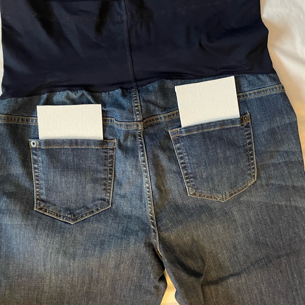 Liz Lange maternity jeans/ size 16 - Picture 3 of 8